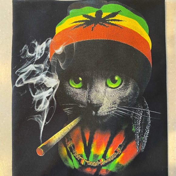 Brand New "Rasta Cat" Tee. Beautiful print - Picture 8 of 8